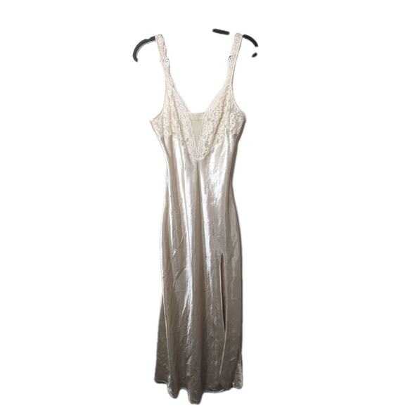 VTG Victoria's Secret Satin Long Ivory Gold Label Night Gown With Slit Medium - Picture 1 of 10